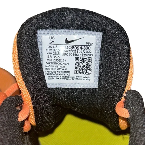 Nike Kyrie Flytrap VI 6 Youth Basketball Shoes - Picture 4 of 5